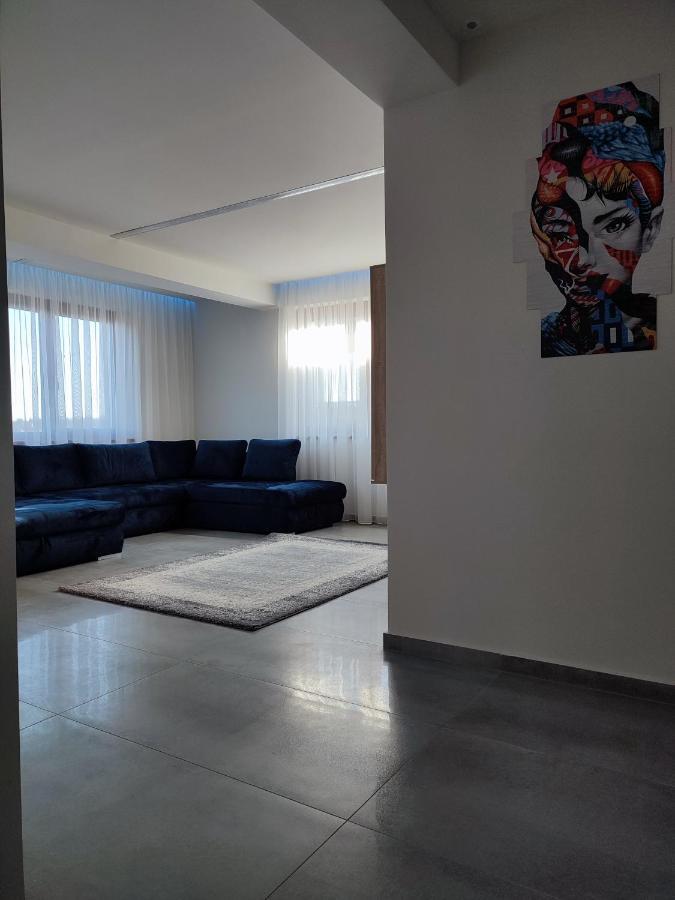 Gamma Apartmanok Es Jakuzzi 미슈콜츠 외부 사진