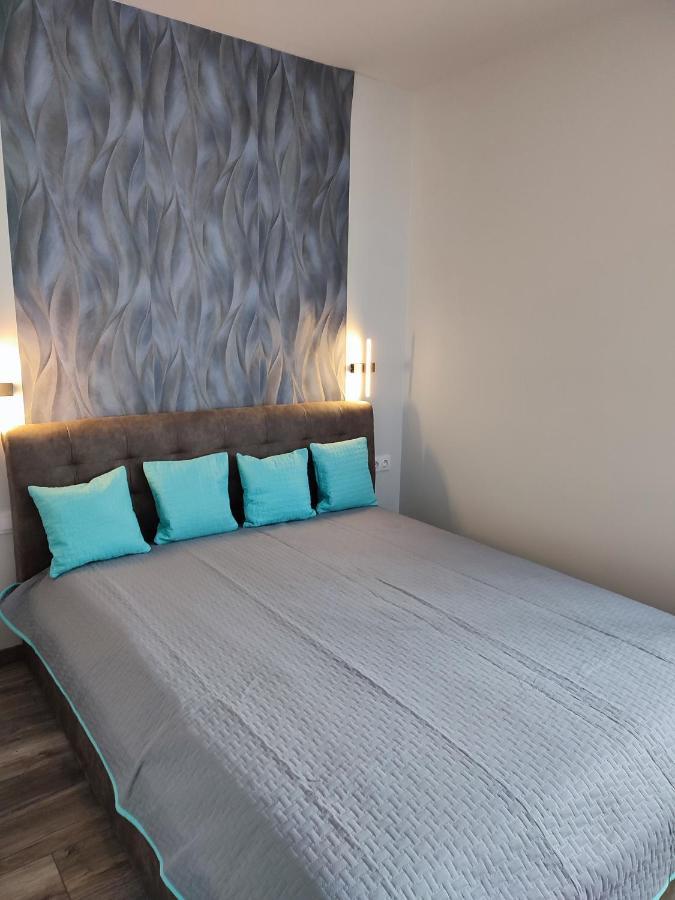Gamma Apartmanok Es Jakuzzi 미슈콜츠 객실 사진