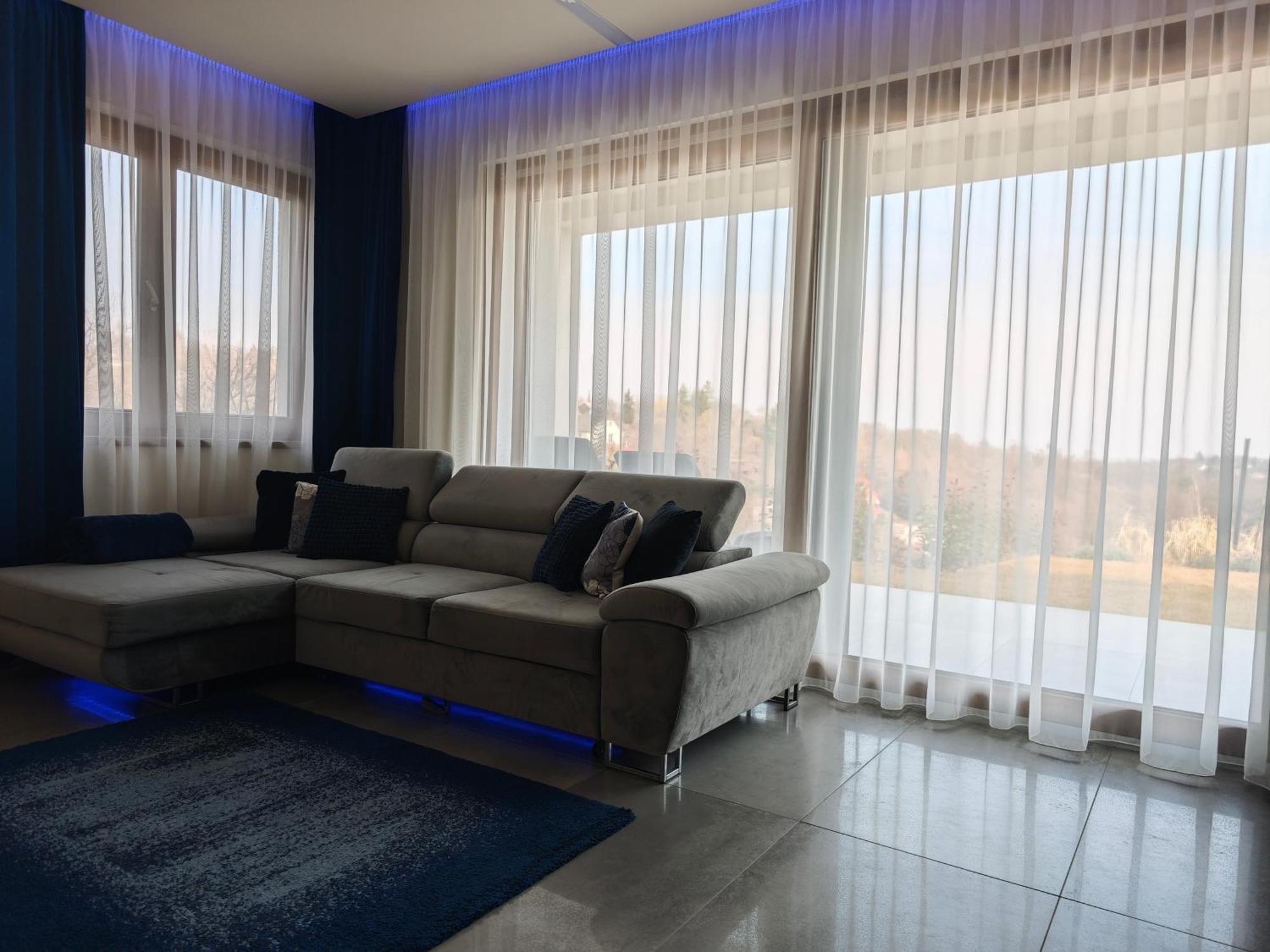 Gamma Apartmanok Es Jakuzzi 미슈콜츠 객실 사진